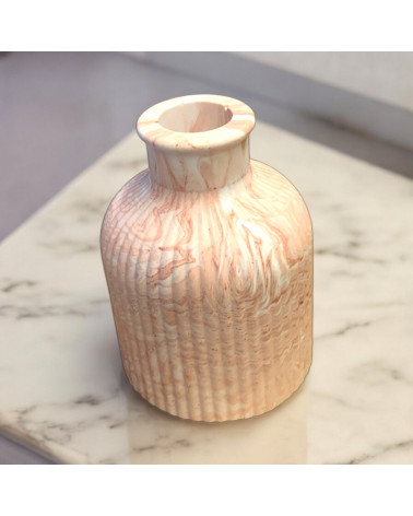 Vase en Jesmonite Côtelée