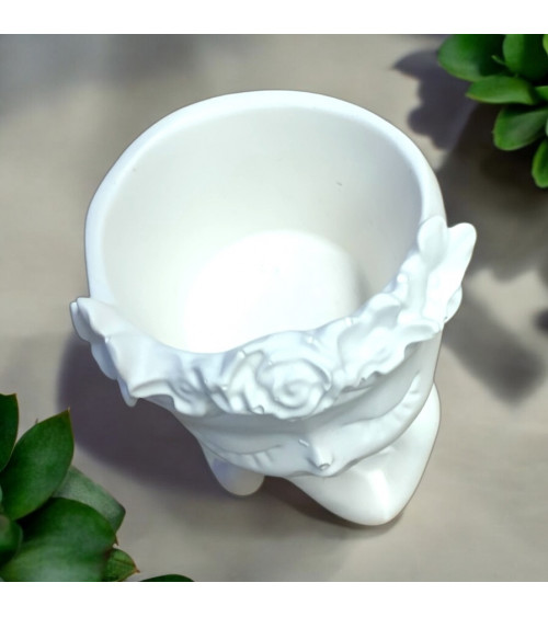 Petite fée décorative en Jesmonite