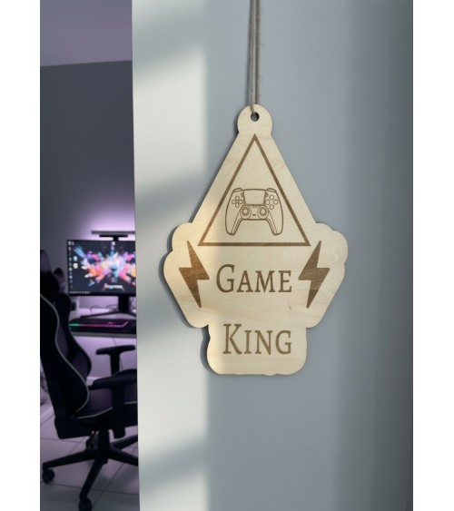 Pancarte gamer en bois gravée à suspendre