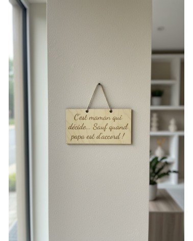 Pancarte en bois gravé maman décoration murale