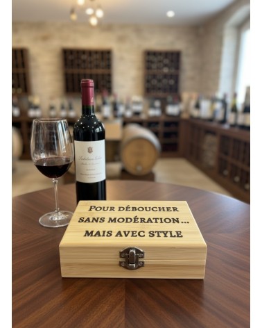 Coffret sommelier bois gravé citation style vin table
