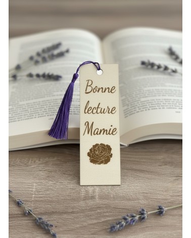 Marque-page bois gravé cadeau mamie lecture